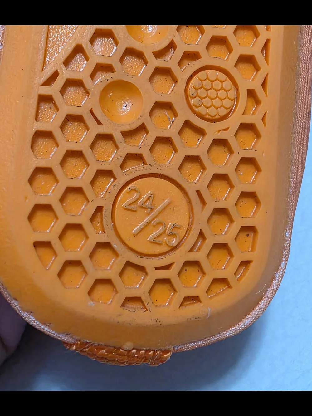 Kids Orange 'Cool Crocodile' Slip-On Water Shoes Size 5½ 6 Toddler Or 24/25 Asia